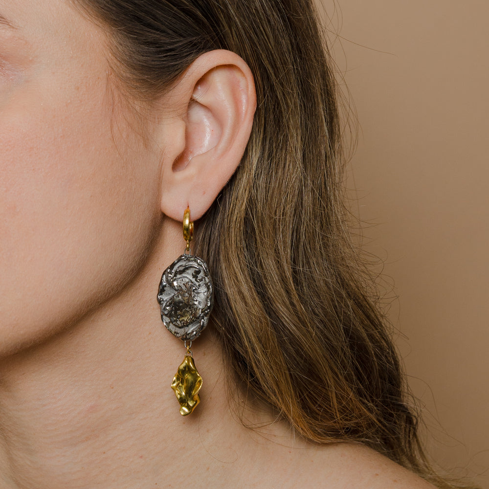 porcelain earrings , porceliano auskarai, keramikiniai auskarai. porceliano papuošalai. Rankų darbo papuošalai. Handmade ceramic earrings.