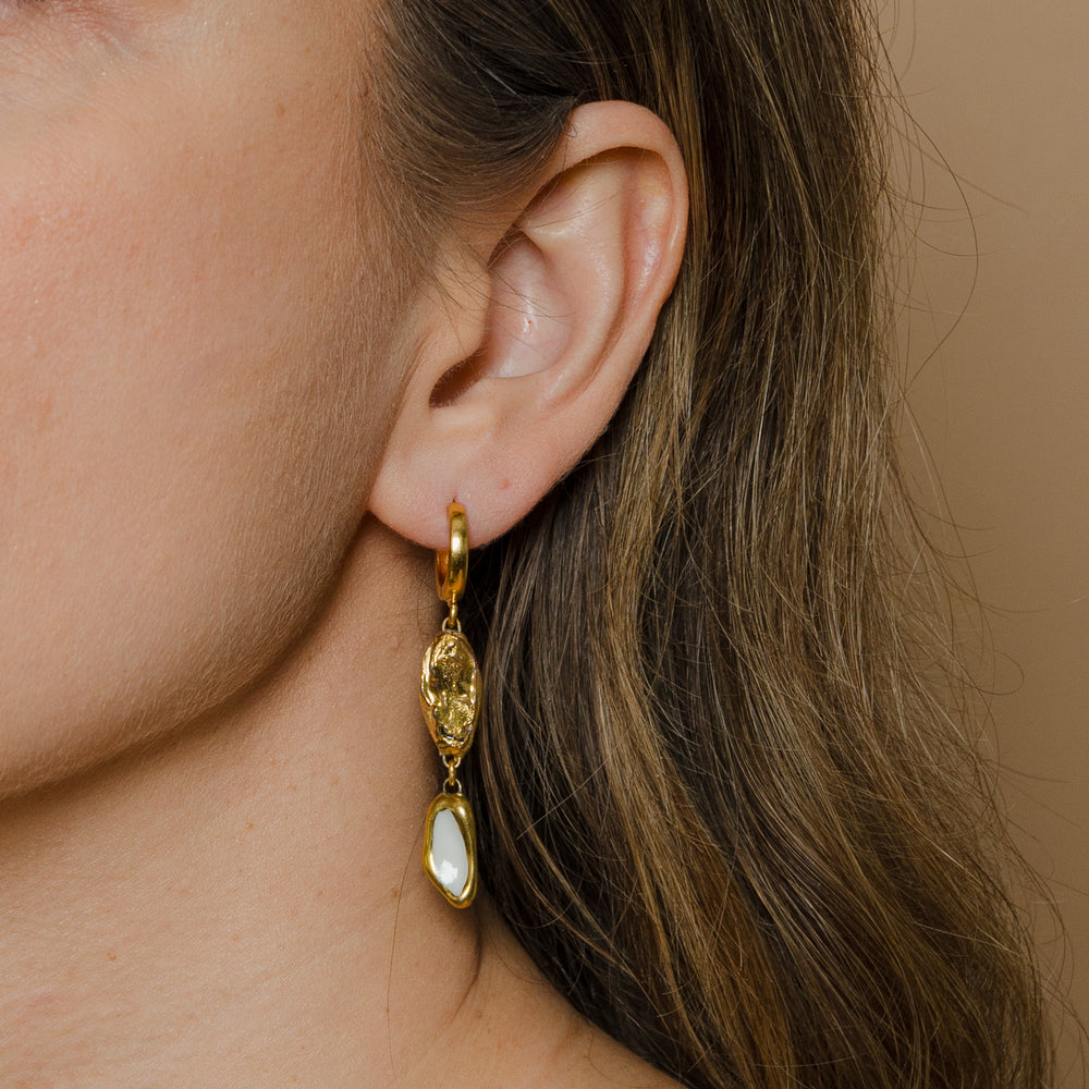 porcelain earrings , porceliano auskarai, keramikiniai auskarai. porceliano papuošalai. Rankų darbo papuošalai. Handmade ceramic earrings.