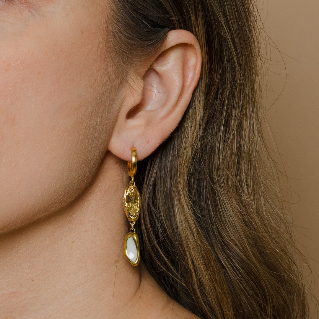 porcelain earrings , porceliano auskarai, keramikiniai auskarai. porceliano papuošalai. Rankų darbo papuošalai. Handmade ceramic earrings.