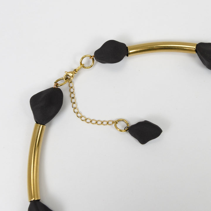 porcelain necklace , porceliano pakabukas, keramikins pakabutis. porceliano papuošalai. Rankų darbo papuošalai. Handmade ceramic pendant.