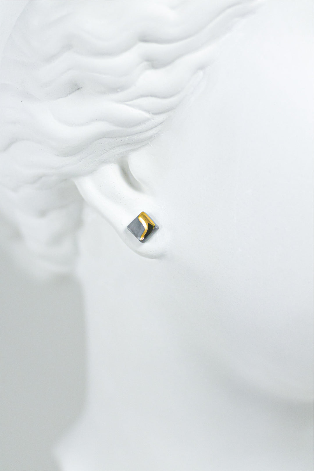 porceliano papuošalai, porcelain jewelry, freakyfoxx freaky fox auskarai, keramikiniai auskarai, porcelain earrings, ceramic earrings, handmade earrings