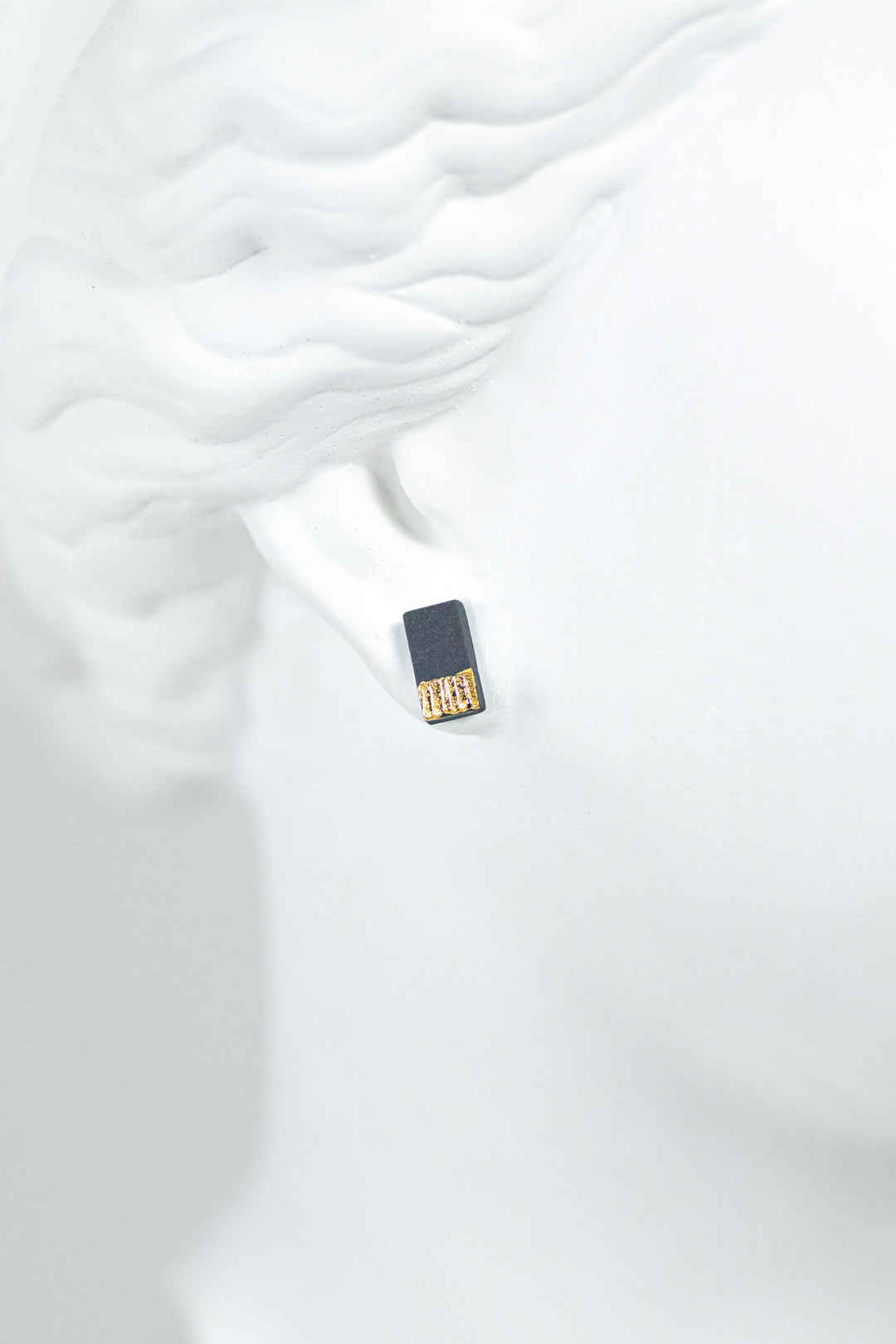 porceliano papuošalai, porcelain jewelry, freakyfoxx freaky fox auskarai, keramikiniai auskarai, porcelain earrings, ceramic earrings, handmade earrings