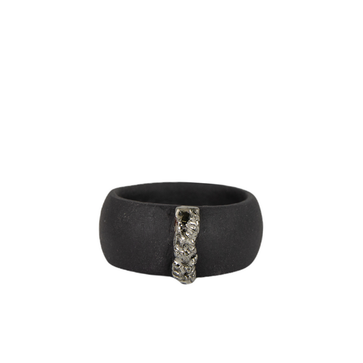 "Bona" porcelain ring