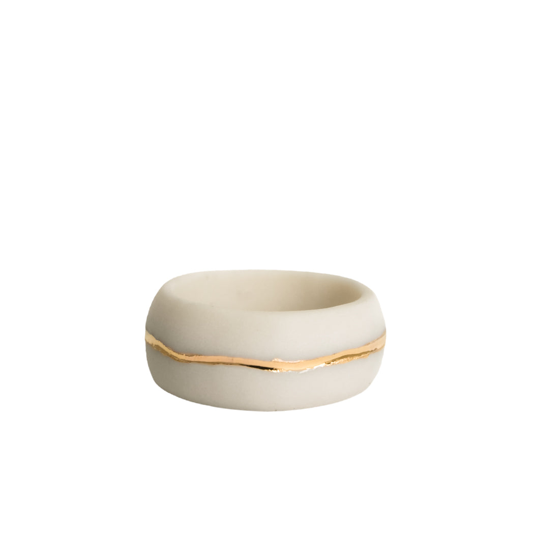 "Filia" Porcelain Ring With Gold