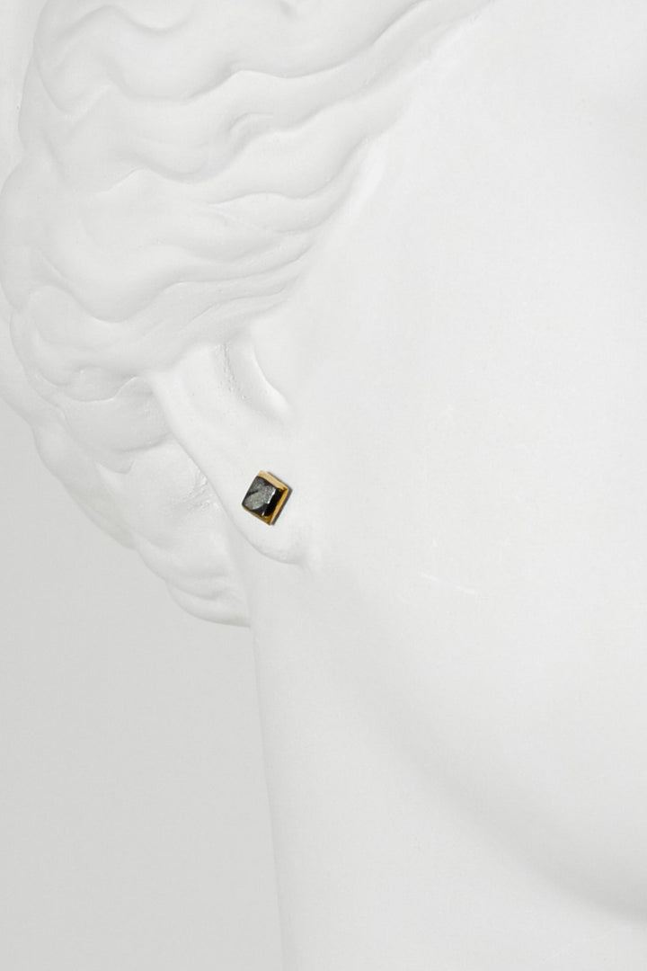 porceliano auskarai, keramikiniai auskarai, auskarai iš porceliano, auskarai iš keramikos, papuošalai iš porceliano, papuošalai iš keramikos, rankų darbu auskarai, porcelain earrings, porcelain jewelry, ceramic earrings, ceramic jewelry, handmade earrings, keramikiniai papuošalai, porceliano papuošalai, papuošalai Vilniuje, papuošalai Užupyje, juvelyrikos namai Vilniuje