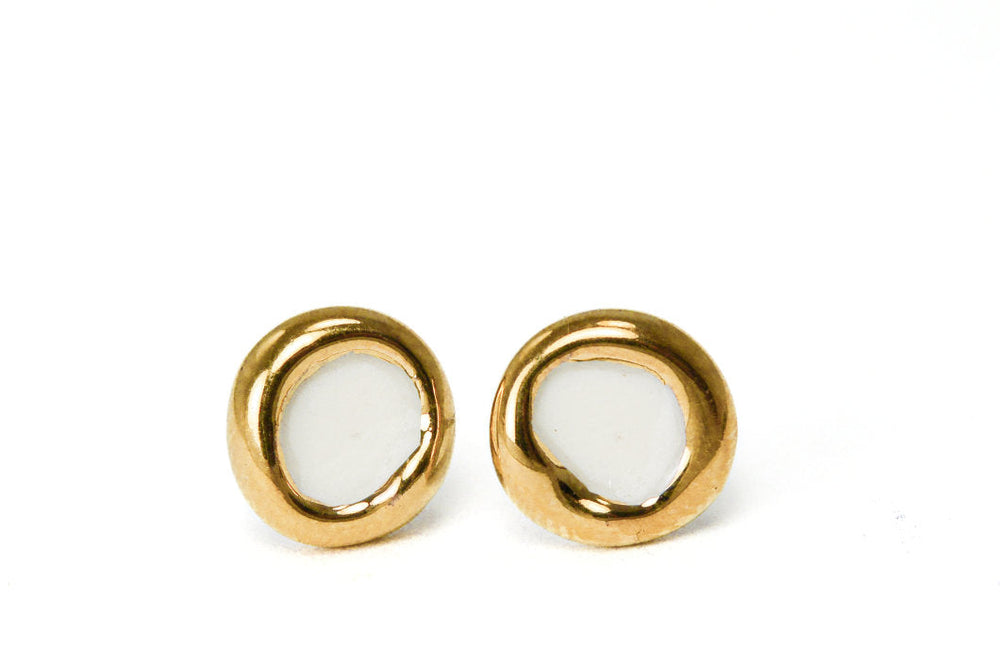 porceliano auskarai, keramikiniai auskarai, auskarai iš porceliano, auskarai iš keramikos, papuošalai iš porceliano, papuošalai iš keramikos, rankų darbu auskarai, porcelain earrings, porcelain jewelry, ceramic earrings, ceramic jewelry, handmade earrings, keramikiniai papuošalai, porceliano papuošalai, papuošalai Vilniuje, papuošalai Užupyje, juvelyrikos namai Vilniuje