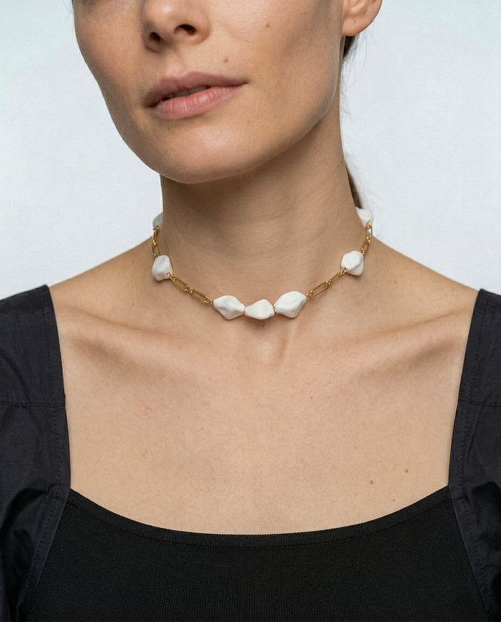 "Kalleno" porcelain necklace