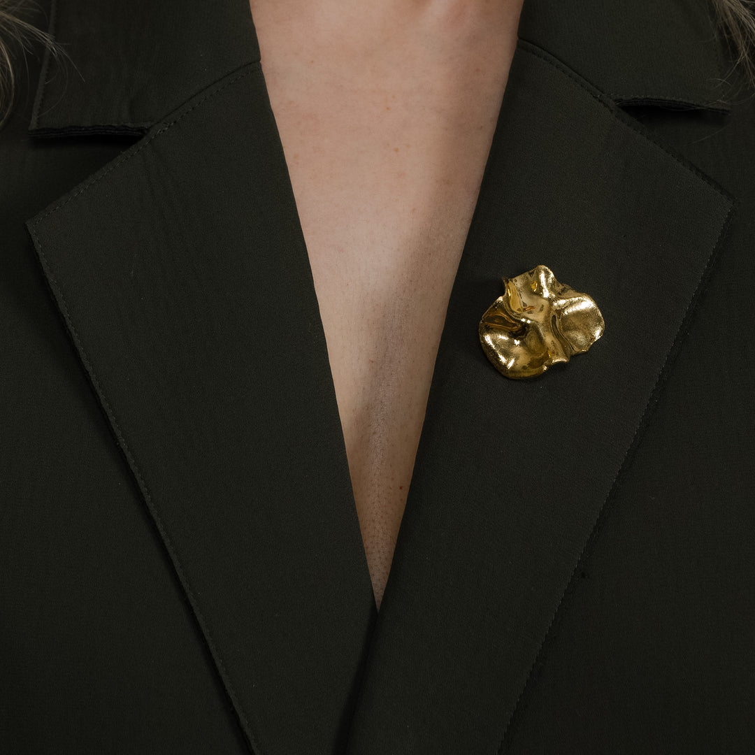 "Amara" porcelain brooch
