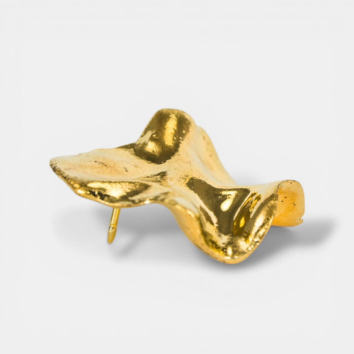 "Amara" porcelain brooch