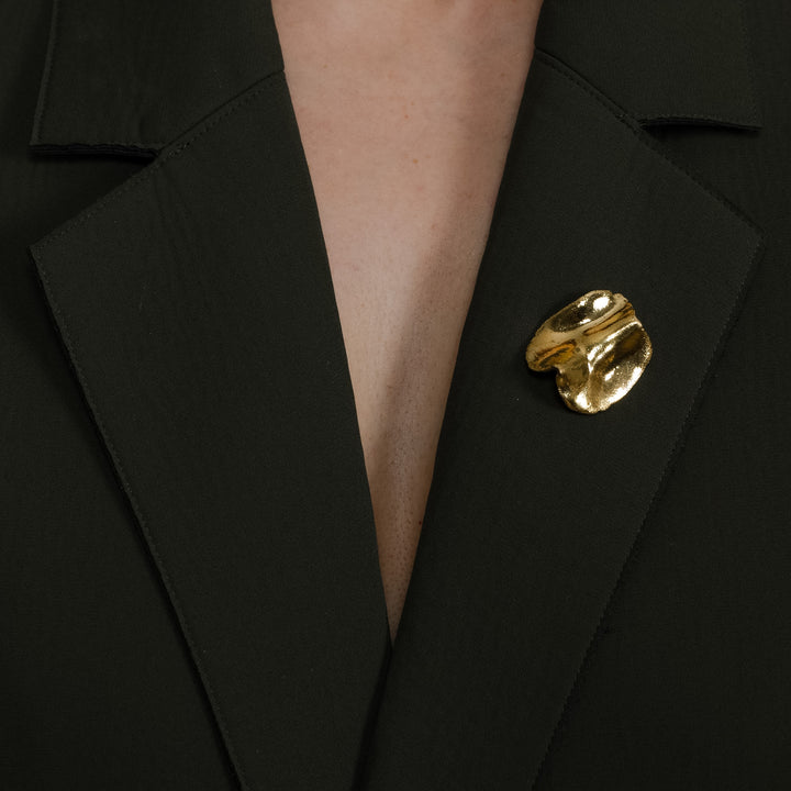 "Prisca" porcelain brooch
