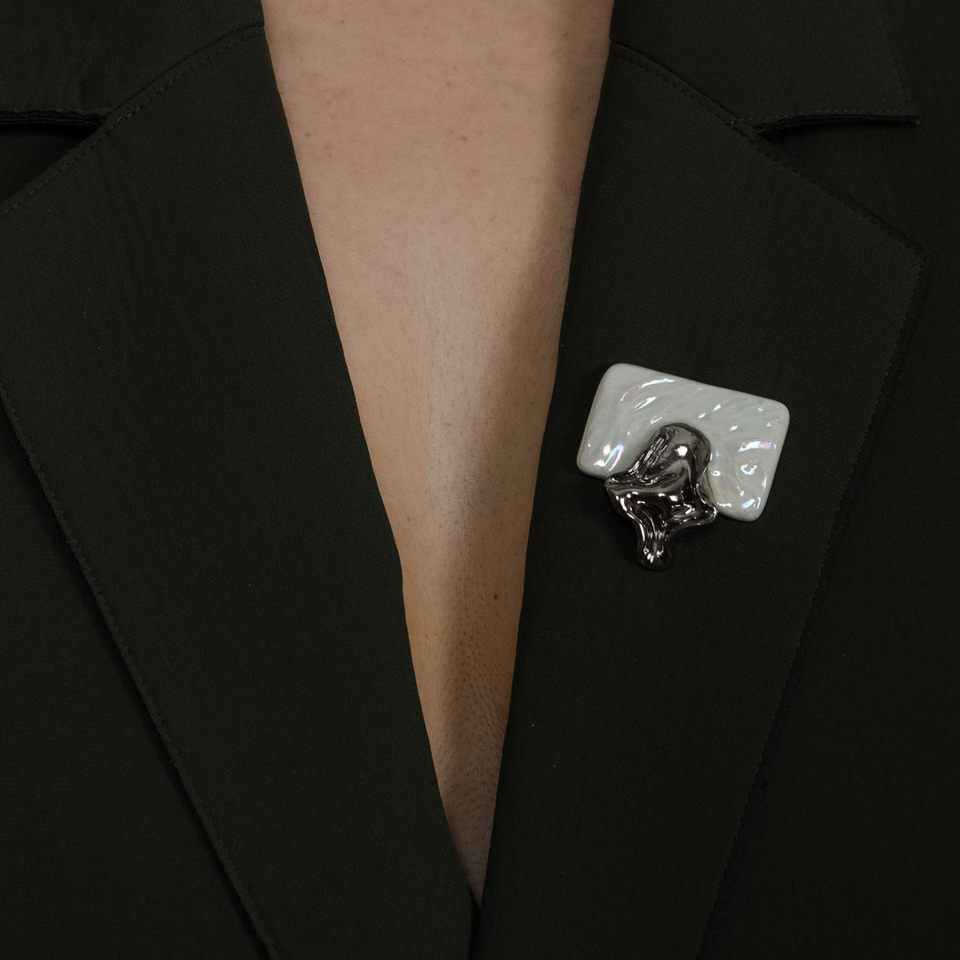 "Plautilla" porcelain brooch