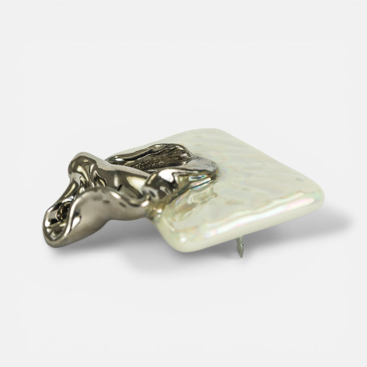 "Plautilla" porcelain brooch