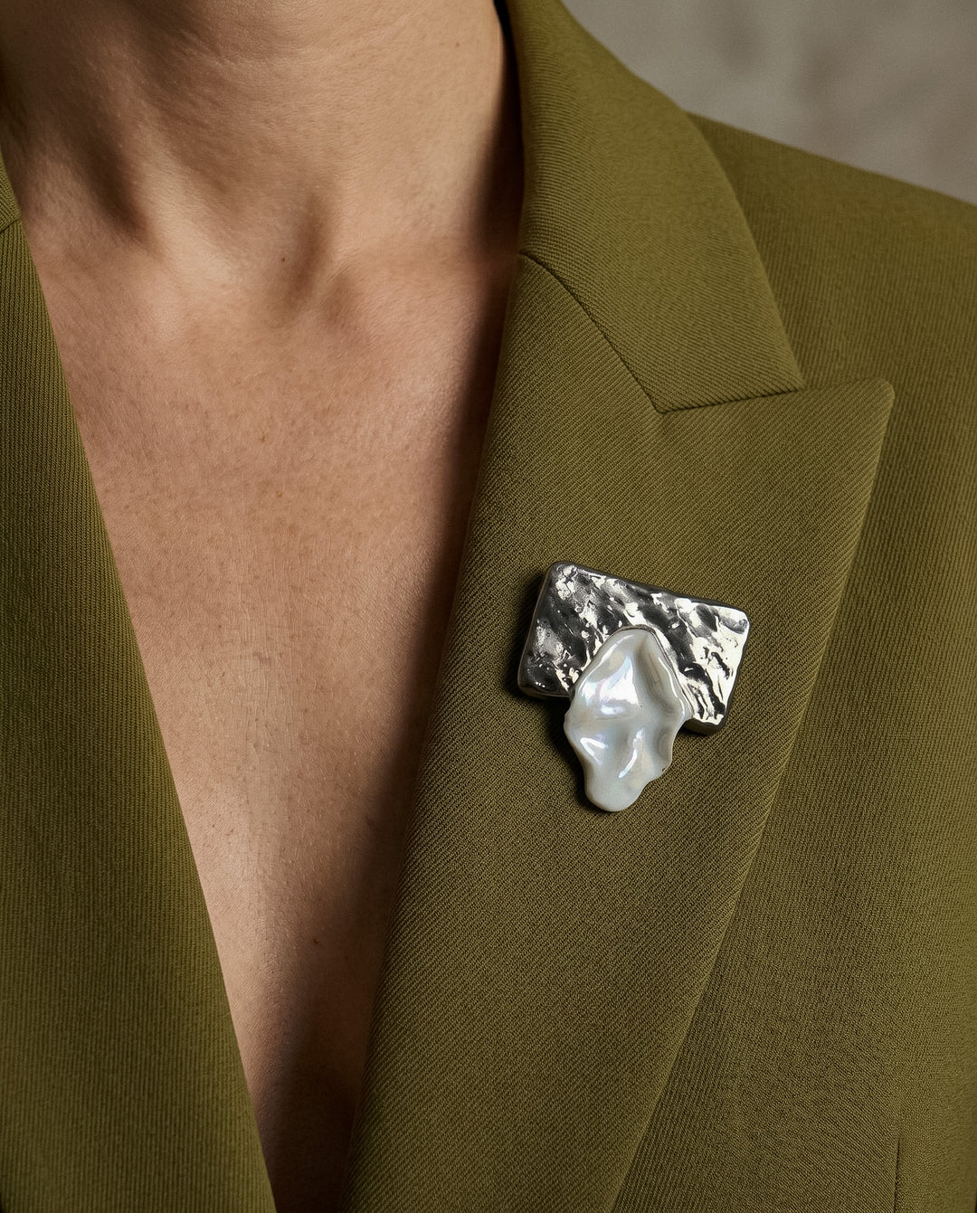 "Melona" porcelain brooch