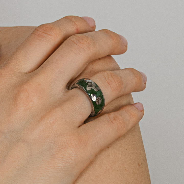 "Linet" Green Porcelain Ring With Platinum