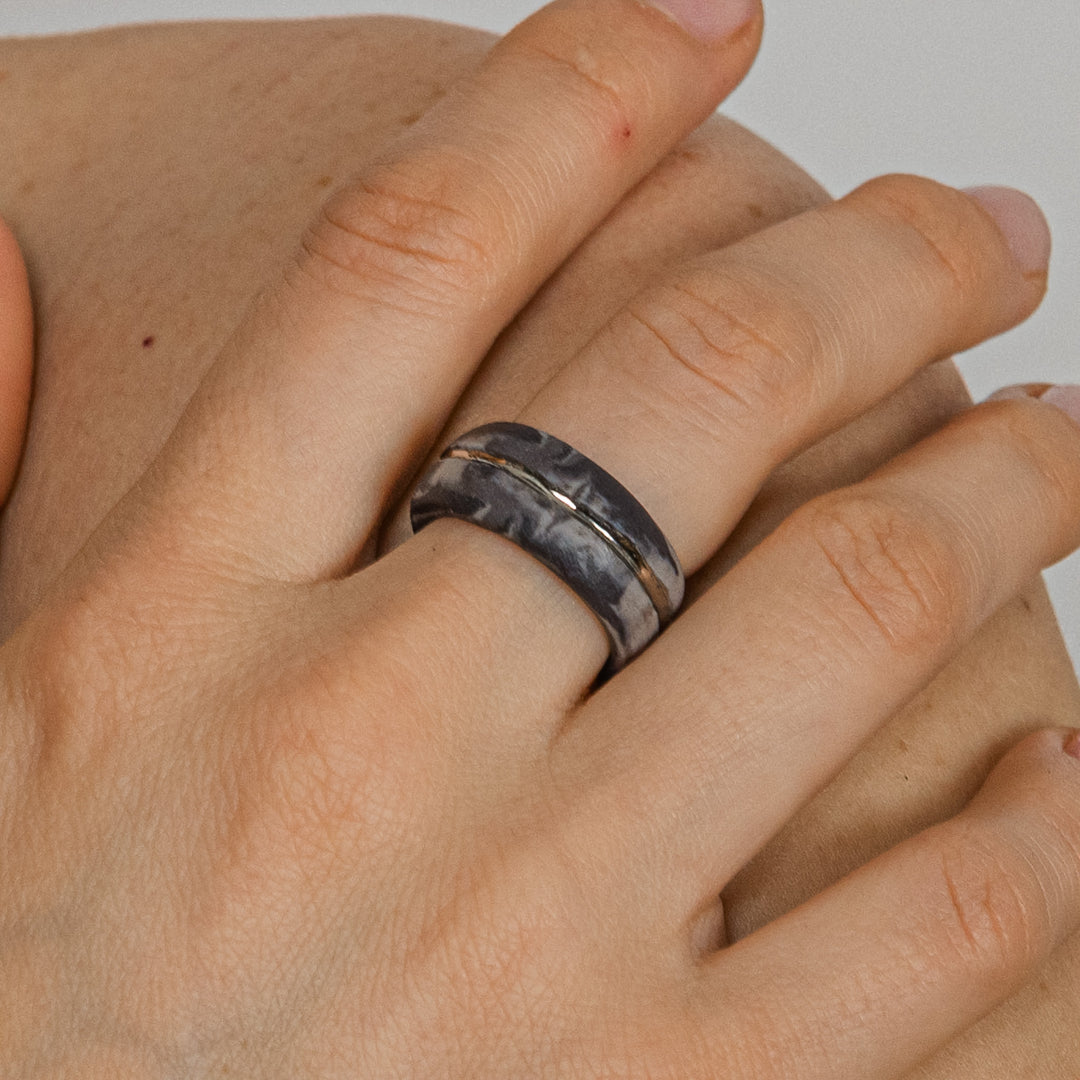 "Oriette" Gray Porcelain Ring With Platinum