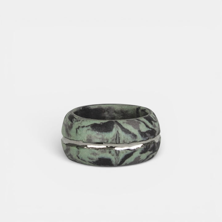 "Talune" Green Porcelain Ring With Platinum