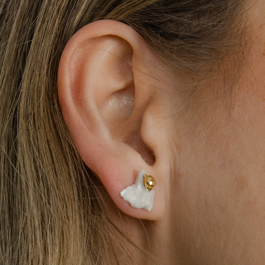 „Arela“ vienetiniai porceliano auskarai