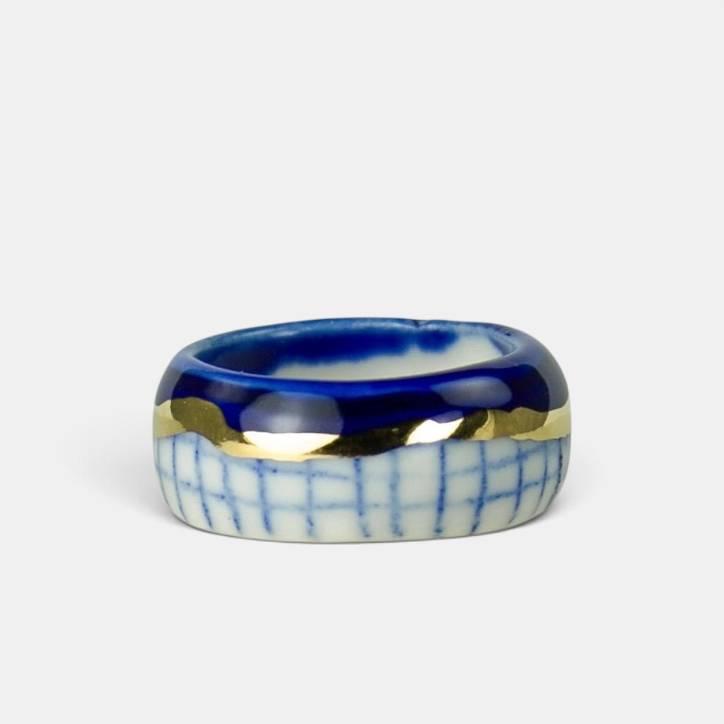 "Faye" Porcelain Ring With Gold