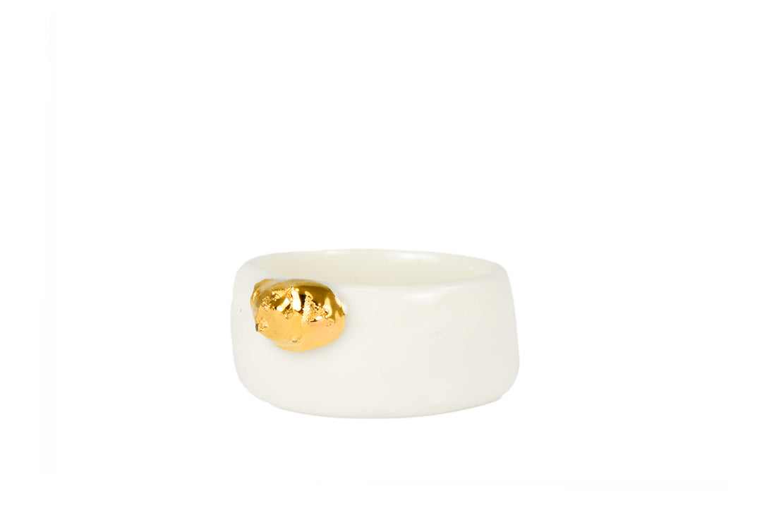 "Iris" White Porcelain Ring With Gold