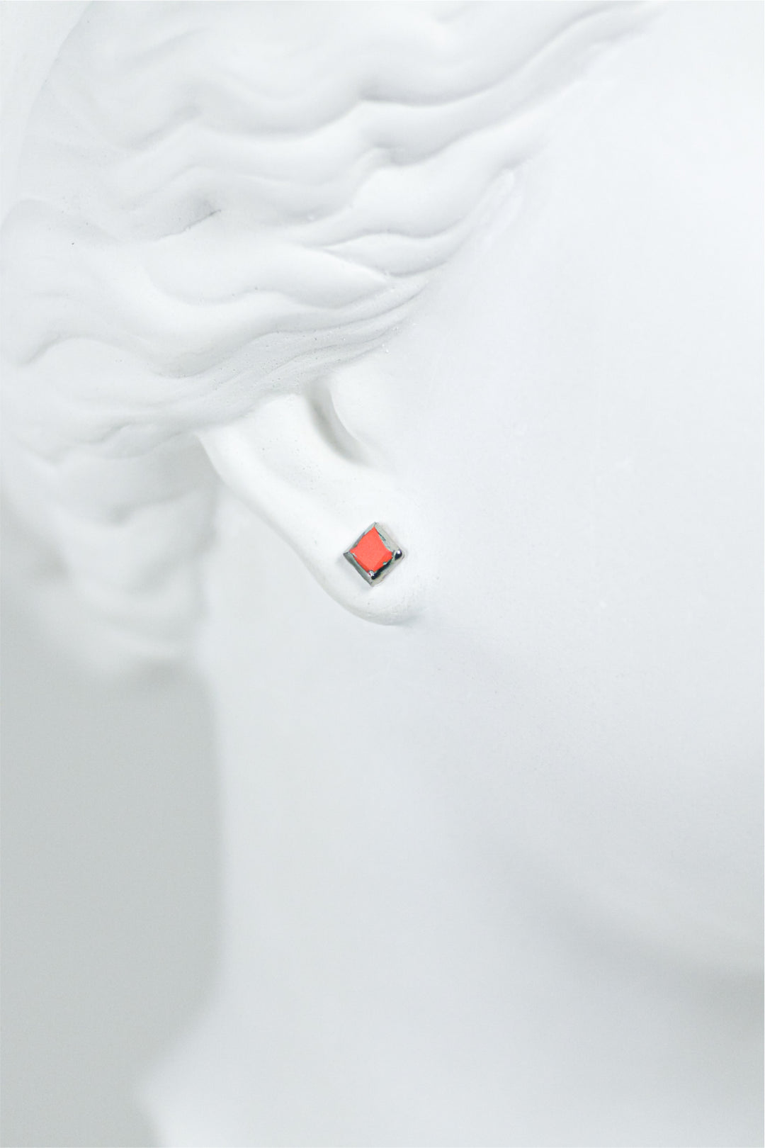 porceliano papuošalai, porcelain jewelry, freakyfoxx freaky fox auskarai, keramikiniai auskarai, porcelain earrings