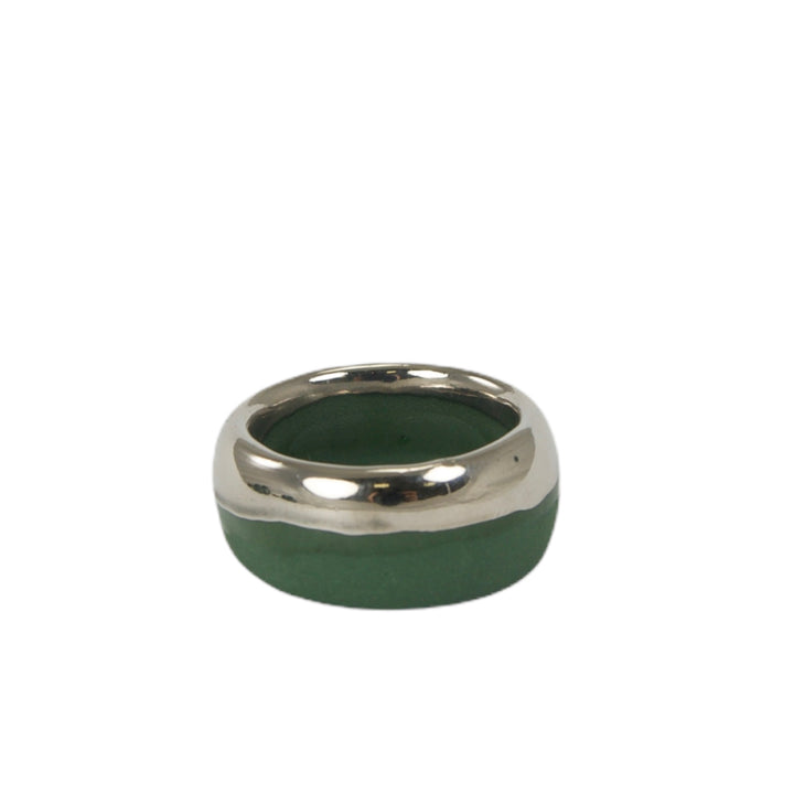 "Bellatrix" green porcelian ring plated with platinum by freakyfoxx algina midvere / "Bellatrix" žalio porceliano žiedas dengtas platinos liustra pagal freakyfoxx Algina studija vilniuje